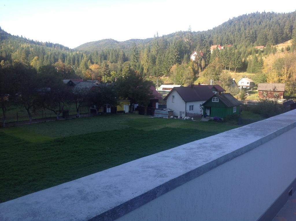 Hotel Casa Avram Suczawica Zewnętrze zdjęcie