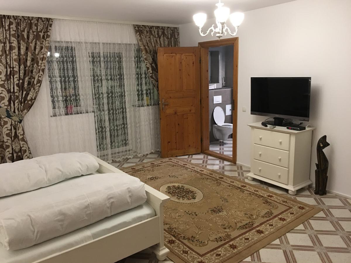Hotel Casa Avram Suczawica Zewnętrze zdjęcie